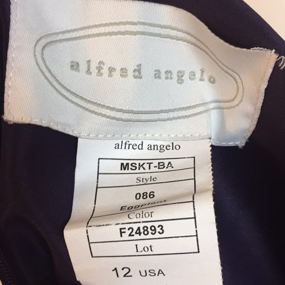 Alfred Angelo 2 Piece Purple & White Semi Formal - Picture 6 of 6